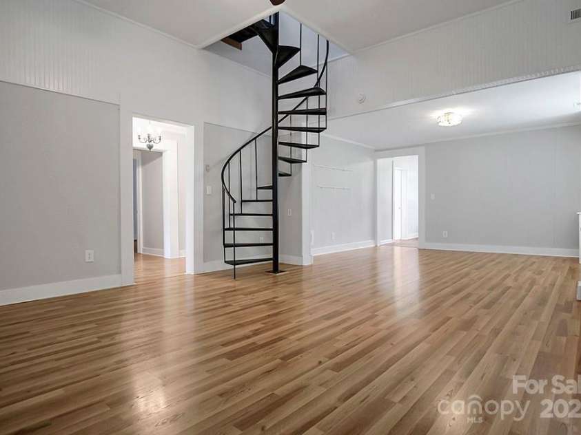 108 Stockton Street, Shelby, NC 28150.  MLS# CAR4256542, YatesRealty ID 13946. 