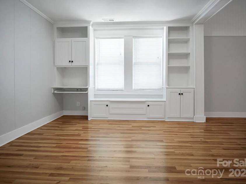 108 Stockton Street, Shelby, NC 28150.  MLS# CAR4256542, YatesRealty ID 13946. 