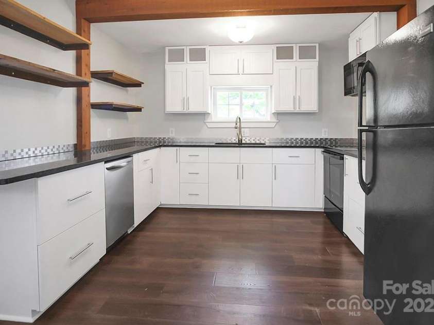 108 Stockton Street, Shelby, NC 28150.  MLS# CAR4256542, YatesRealty ID 13946. 