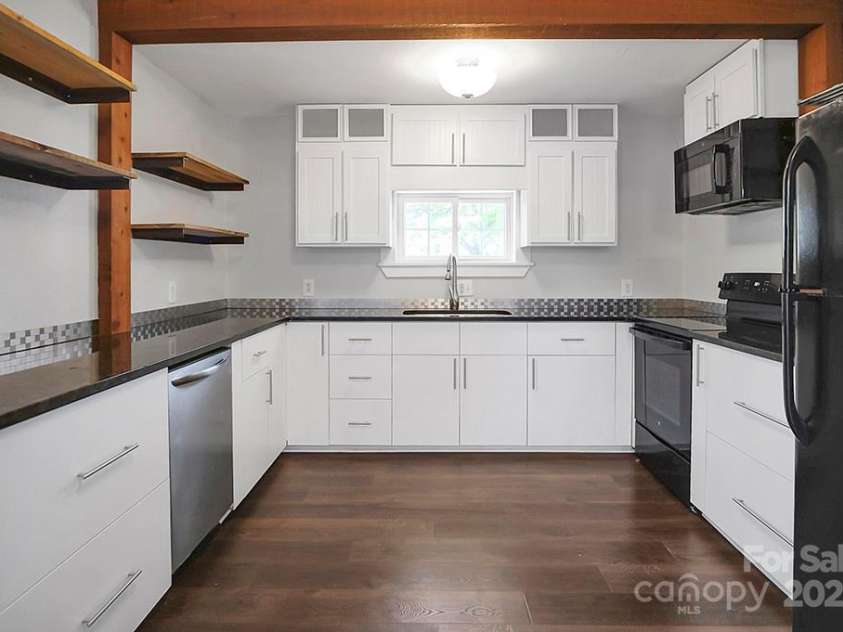 108 Stockton Street, Shelby, NC 28150.  MLS# CAR4256542, YatesRealty ID 13946. 