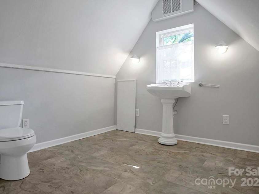 108 Stockton Street, Shelby, NC 28150.  MLS# CAR4256542, YatesRealty ID 13946. 