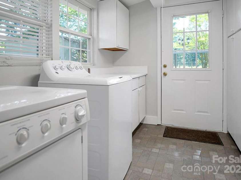 108 Stockton Street, Shelby, NC 28150.  MLS# CAR4256542, YatesRealty ID 13946. 