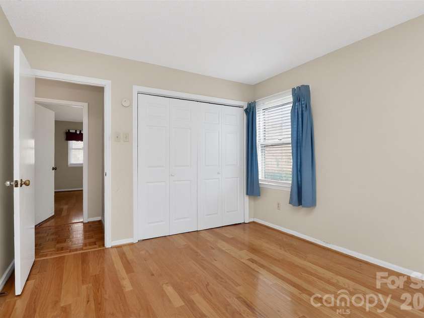 9516 Westmoreland Road, Cornelius, NC 28031.  MLS# CAR4359572, YatesRealty ID 13947. 