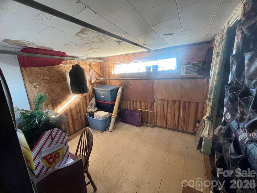 3217 Howe Dairy Road, Gastonia, NC 28056.  MLS# CAR4362411, YatesRealty ID 13948. 