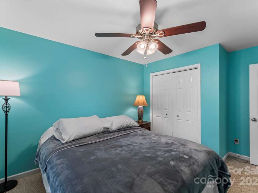 29 Byrd Road, Black Mountain, NC 28711.  MLS# CAR4254878, YatesRealty ID 13949. Upstairs Bedroom 1