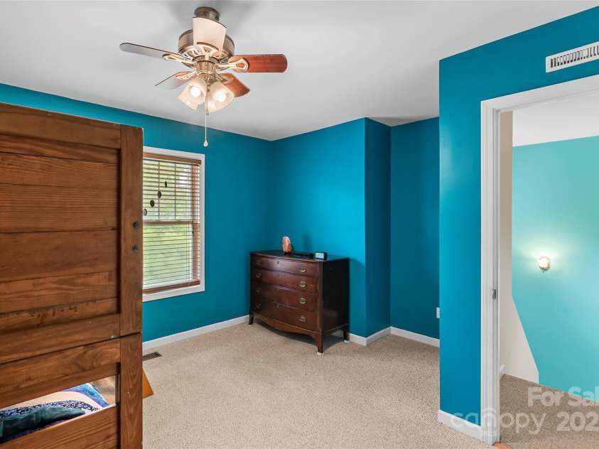 29 Byrd Road, Black Mountain, NC 28711.  MLS# CAR4254878, YatesRealty ID 13949. Upstairs Bedroom 2