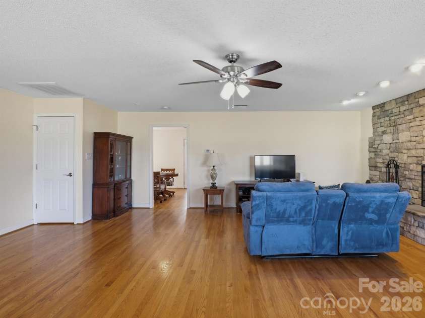 544 Hicks Creek Road, Troutman, NC 28166.  MLS# CAR4348954, YatesRealty ID 13949. 