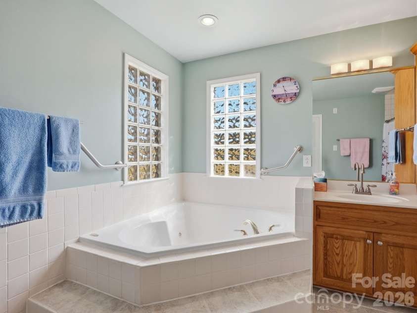 544 Hicks Creek Road, Troutman, NC 28166.  MLS# CAR4348954, YatesRealty ID 13949. 