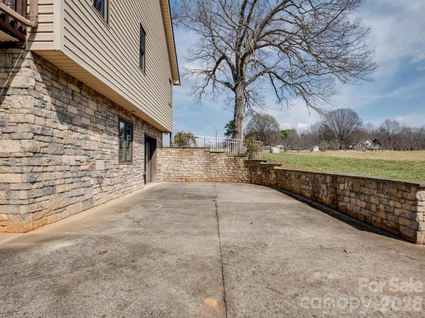 544 Hicks Creek Road, Troutman, NC 28166.  MLS# CAR4348954, YatesRealty ID 13949. 