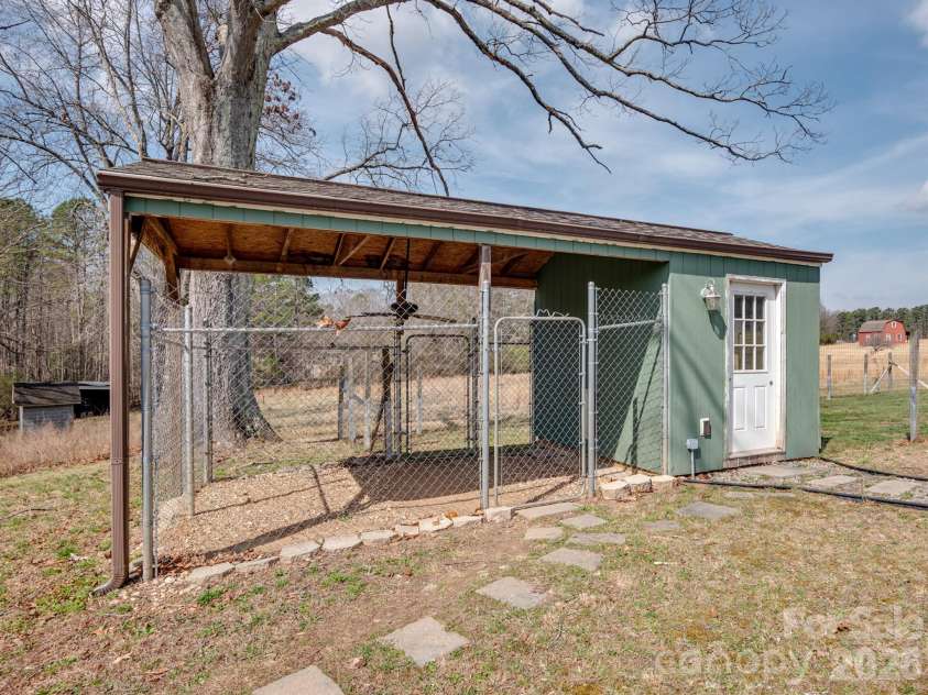 544 Hicks Creek Road, Troutman, NC 28166.  MLS# CAR4348954, YatesRealty ID 13949. 