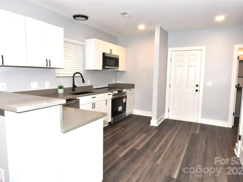 560 Second Street, Chester, SC 29706.  MLS# CAR4331560, YatesRealty ID 1395. 