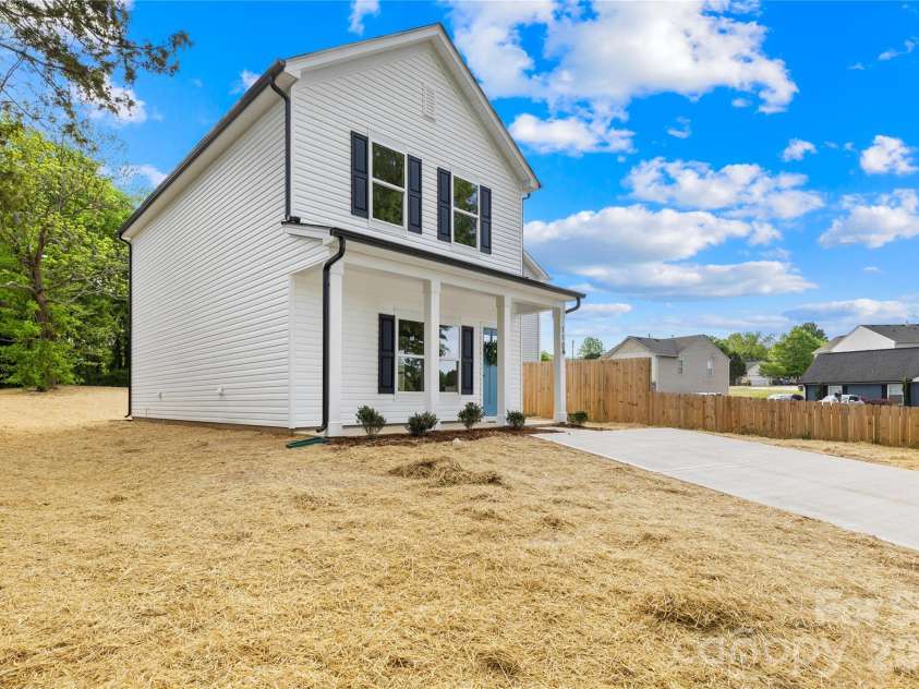 110 Waco Avenue, Kannapolis, NC 28083.  MLS# CAR4367410, YatesRealty ID 13952. 