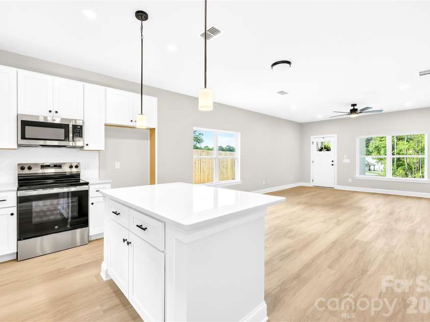 110 Waco Avenue, Kannapolis, NC 28083.  MLS# CAR4367410, YatesRealty ID 13952. 