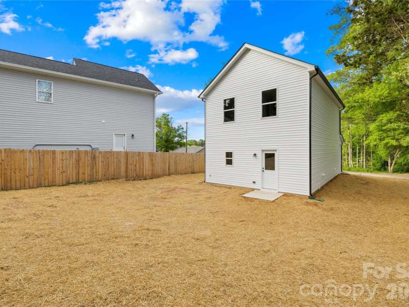 110 Waco Avenue, Kannapolis, NC 28083.  MLS# CAR4367410, YatesRealty ID 13952. 
