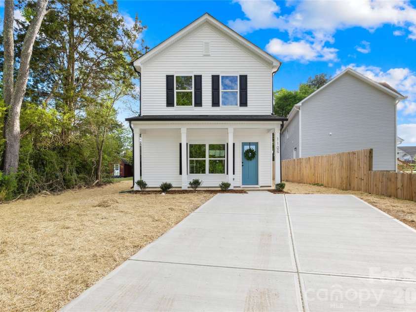 110 Waco Avenue, Kannapolis, NC 28083.  MLS# CAR4367410, YatesRealty ID 13952. 