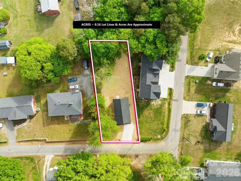 110 Waco Avenue, Kannapolis, NC 28083.  MLS# CAR4367410, YatesRealty ID 13952. 