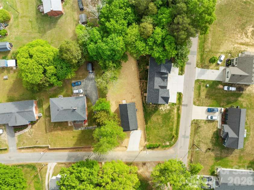 110 Waco Avenue, Kannapolis, NC 28083.  MLS# CAR4367410, YatesRealty ID 13952. 