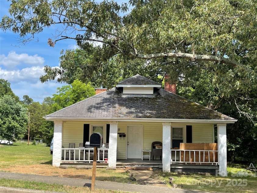 603 4th Street, Albemarle, NC 28001.  MLS# CAR4251607, YatesRealty ID 13953. 