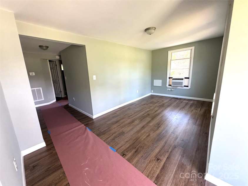 1010 Tennessee Street, Kannapolis, NC 28083.  MLS# CAR4251634, YatesRealty ID 13955. 