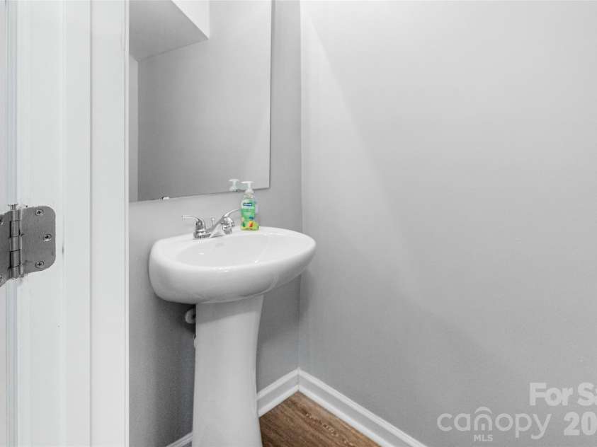 2046 Park Drive, Lancaster, SC 29720.  MLS# CAR4370176, YatesRealty ID 13958. 