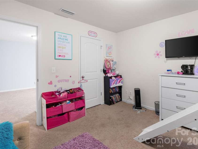 2046 Park Drive, Lancaster, SC 29720.  MLS# CAR4370176, YatesRealty ID 13958. 