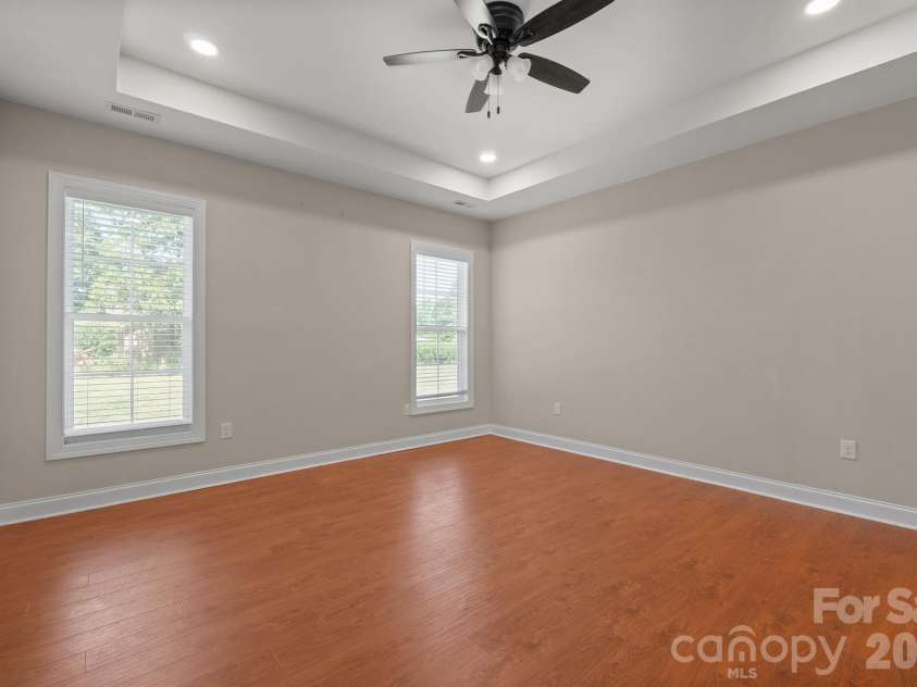 101 Long Meadows Drive, Kings Mountain, NC 28086.  MLS# CAR4371125, YatesRealty ID 13959. 