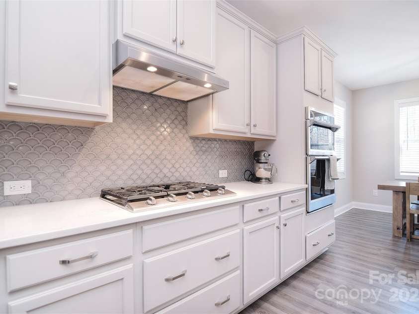 9007 Raven Top Drive, Mint Hill, NC 28227.  MLS# CAR4238872, YatesRealty ID 13959. 