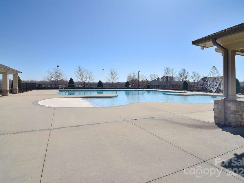 9007 Raven Top Drive, Mint Hill, NC 28227.  MLS# CAR4238872, YatesRealty ID 13959. 