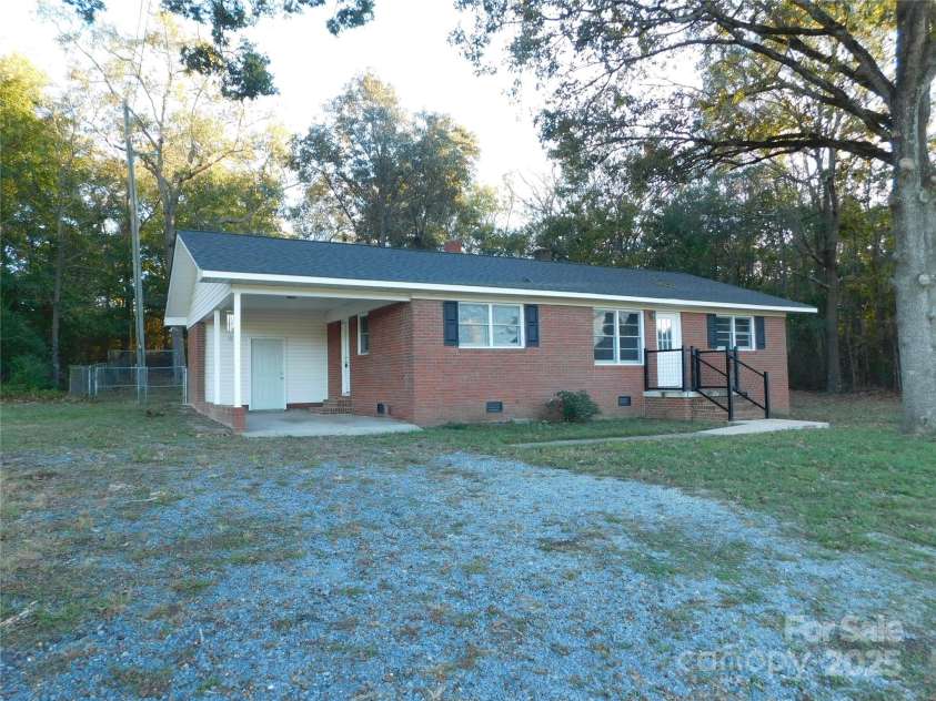 8600 Highway 74 Highway, Marshville, NC 28103.  MLS# CAR4312582, YatesRealty ID 1396. Front view 2