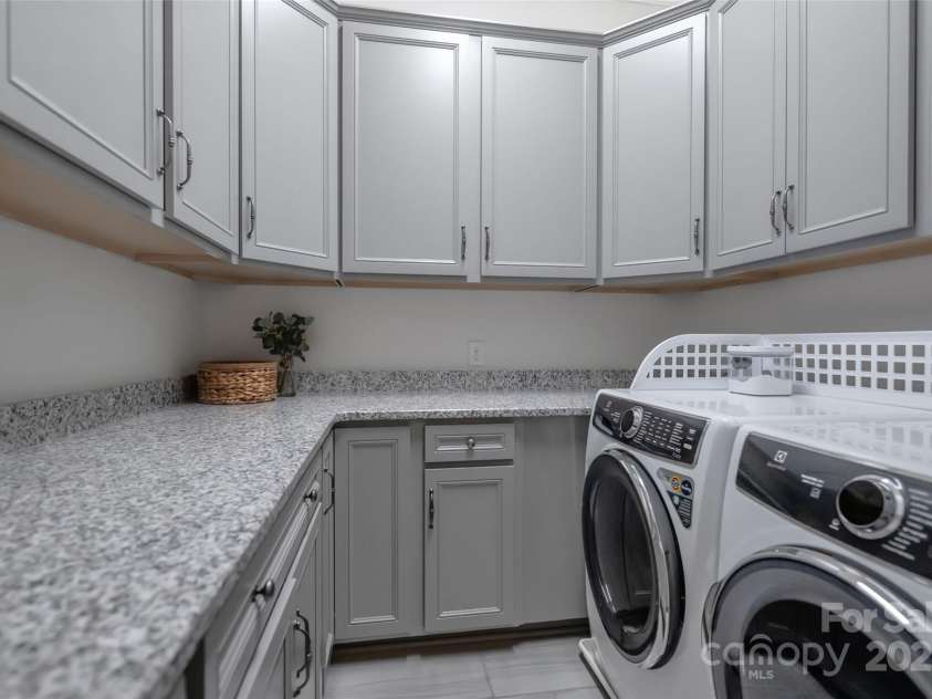 208 Cape August Place, Belmont, NC 28012.  MLS# CAR4221947, YatesRealty ID 13960. 