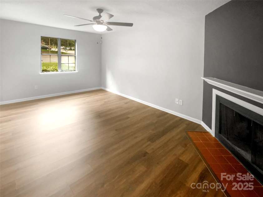 6003 Heath Valley Road, Charlotte, NC 28210.  MLS# CAR4165497, YatesRealty ID 13962. 