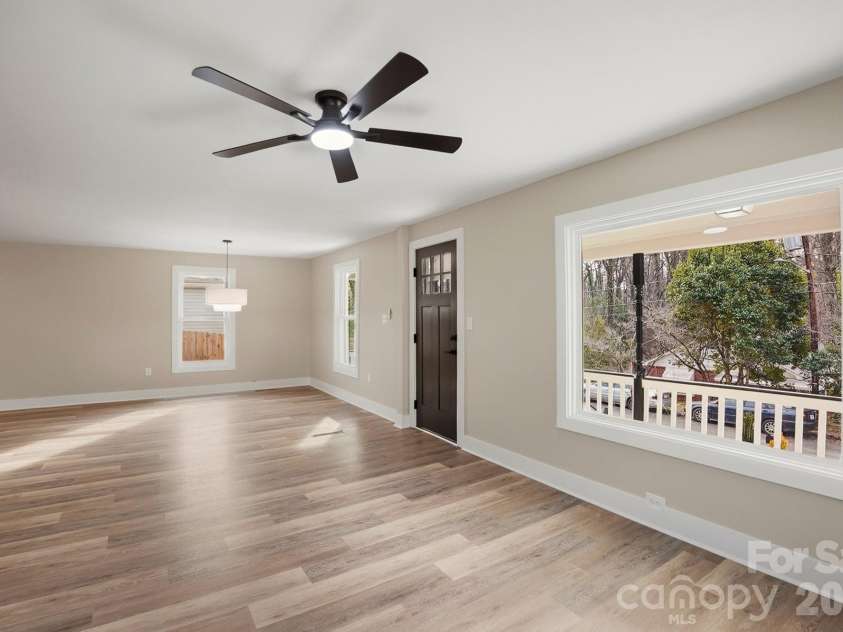 212 Pethel Street, Kannapolis, NC 28081.  MLS# CAR4349050, YatesRealty ID 13963. 