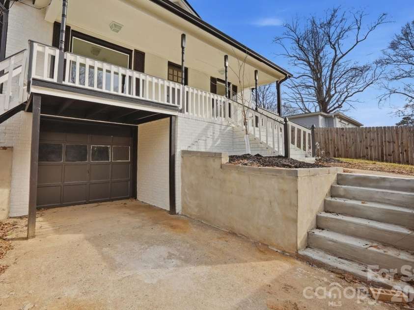 212 Pethel Street, Kannapolis, NC 28081.  MLS# CAR4349050, YatesRealty ID 13963. 