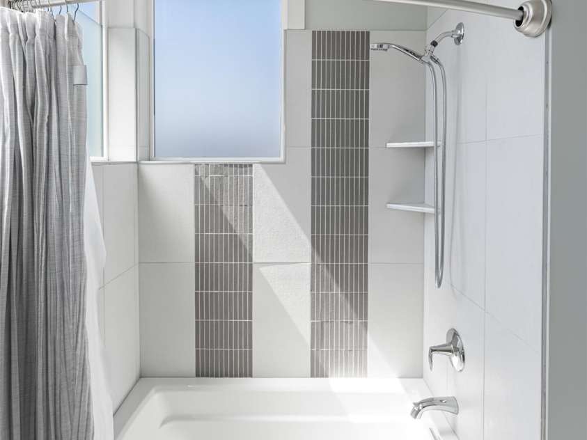 7 Mauricet Lane, Asheville, NC 28806.  MLS# CAR4241872, YatesRealty ID 13963. 