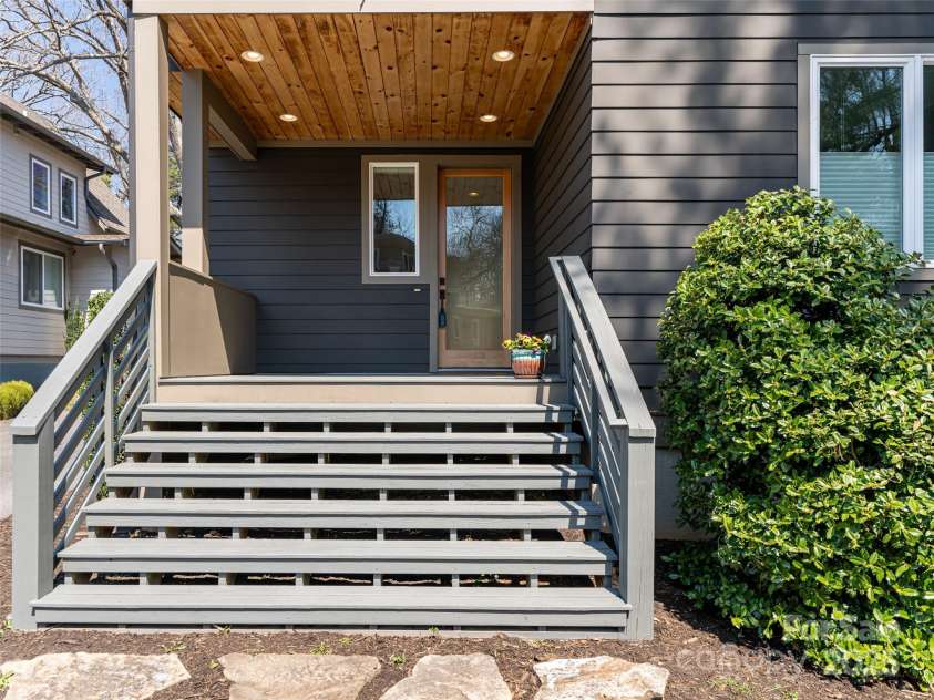 7 Mauricet Lane, Asheville, NC 28806.  MLS# CAR4241872, YatesRealty ID 13963. Easy steps with wide treads. 