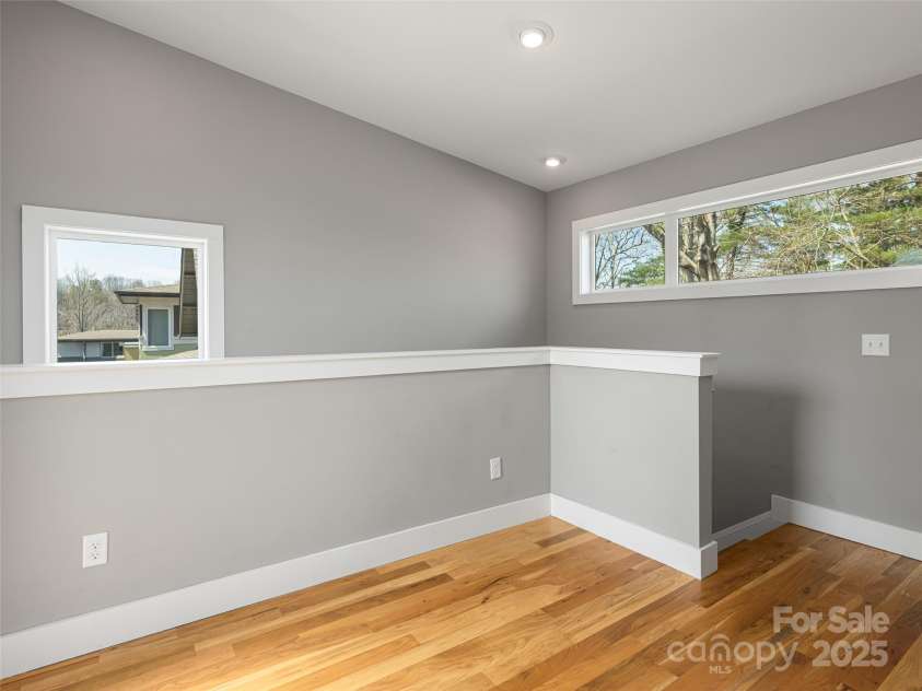 7 Mauricet Lane, Asheville, NC 28806.  MLS# CAR4241872, YatesRealty ID 13963. Loft space upstairs