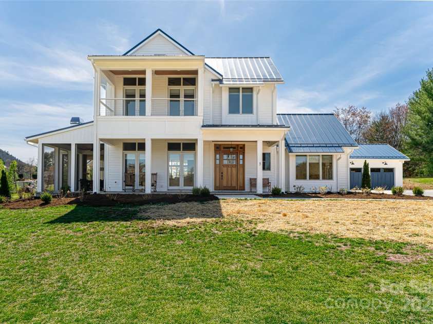 5 Sweetgrass Lane, Fletcher, NC 28732.  MLS# CAR4238739, YatesRealty ID 13965. 