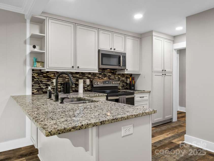 242 Clark Road, Inman, SC 29349.  MLS# CAR4244481, YatesRealty ID 13966. 