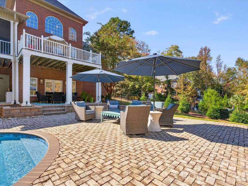 823 Inverness Circle, Spartanburg, SC 29306.  MLS# CAR4321073, YatesRealty ID 13966. 