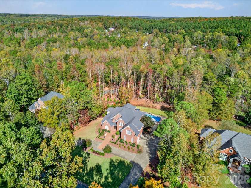 823 Inverness Circle, Spartanburg, SC 29306.  MLS# CAR4321073, YatesRealty ID 13966. 