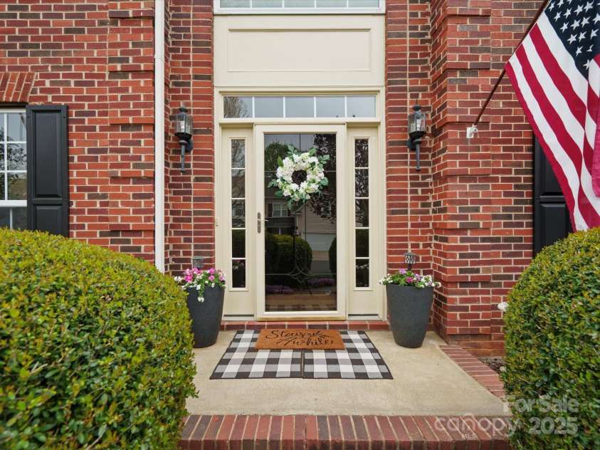 809 Circle Trace Road, Monroe, NC 28110.  MLS# CAR4228810, YatesRealty ID 13967. 
