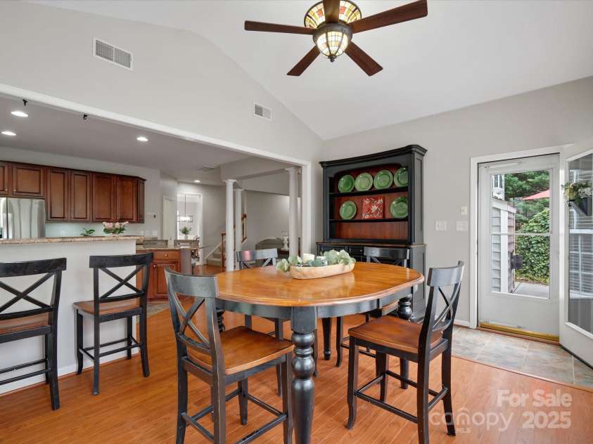 809 Circle Trace Road, Monroe, NC 28110.  MLS# CAR4228810, YatesRealty ID 13967. 