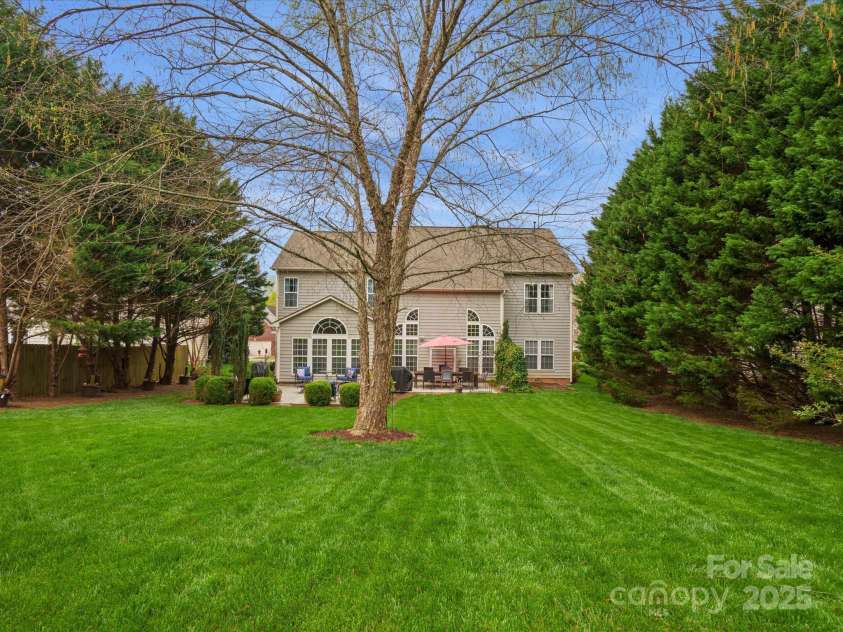 809 Circle Trace Road, Monroe, NC 28110.  MLS# CAR4228810, YatesRealty ID 13967. 