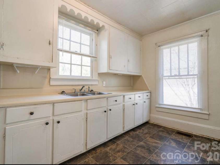 312 Clegg Street, Shelby, NC 28150.  MLS# CAR4363819, YatesRealty ID 13968. 