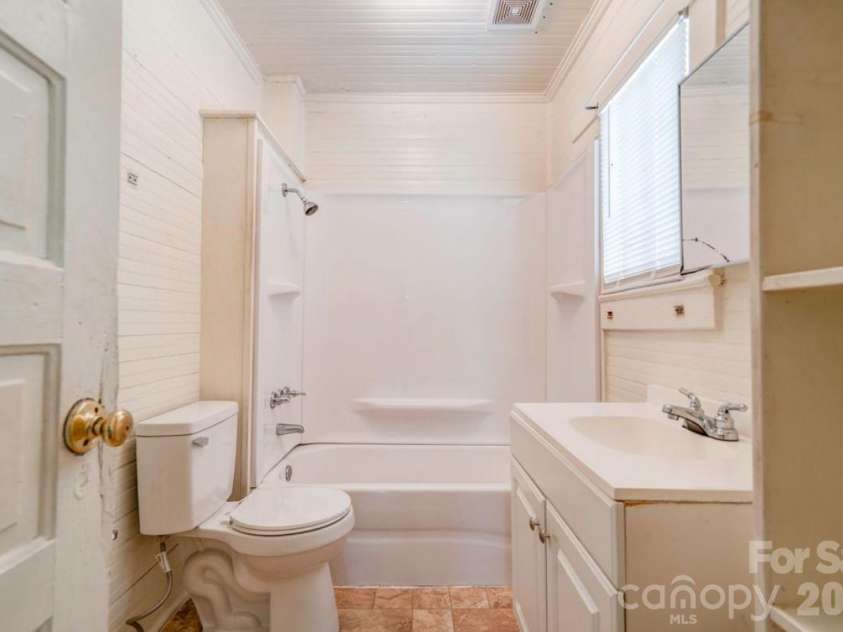 312 Clegg Street, Shelby, NC 28150.  MLS# CAR4363819, YatesRealty ID 13968. 
