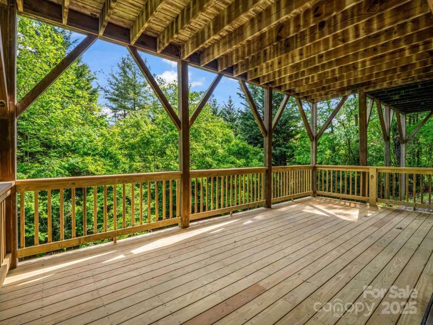 153 Old Lakey Gap Road, Black Mountain, NC 28711.  MLS# CAR4240445, YatesRealty ID 13969. 