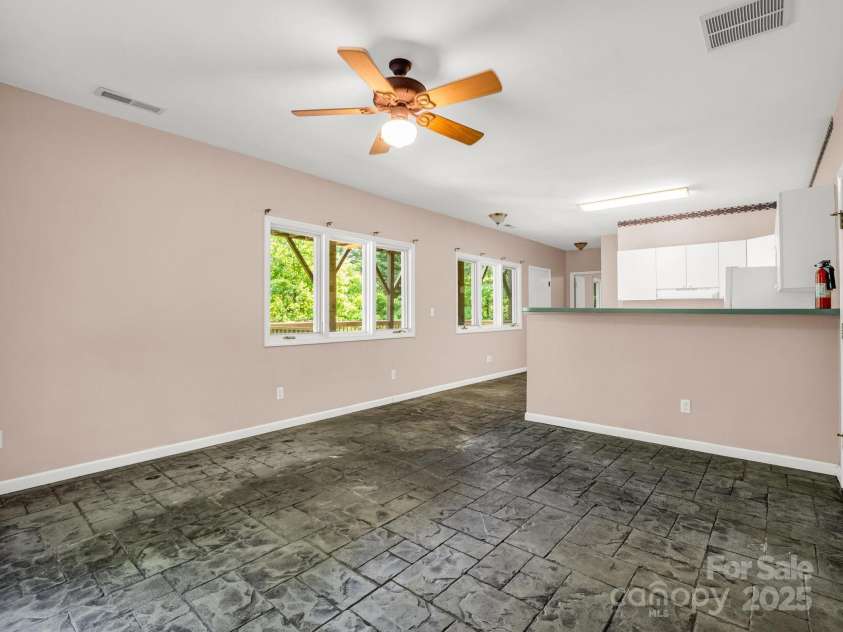 153 Old Lakey Gap Road, Black Mountain, NC 28711.  MLS# CAR4240445, YatesRealty ID 13969. 