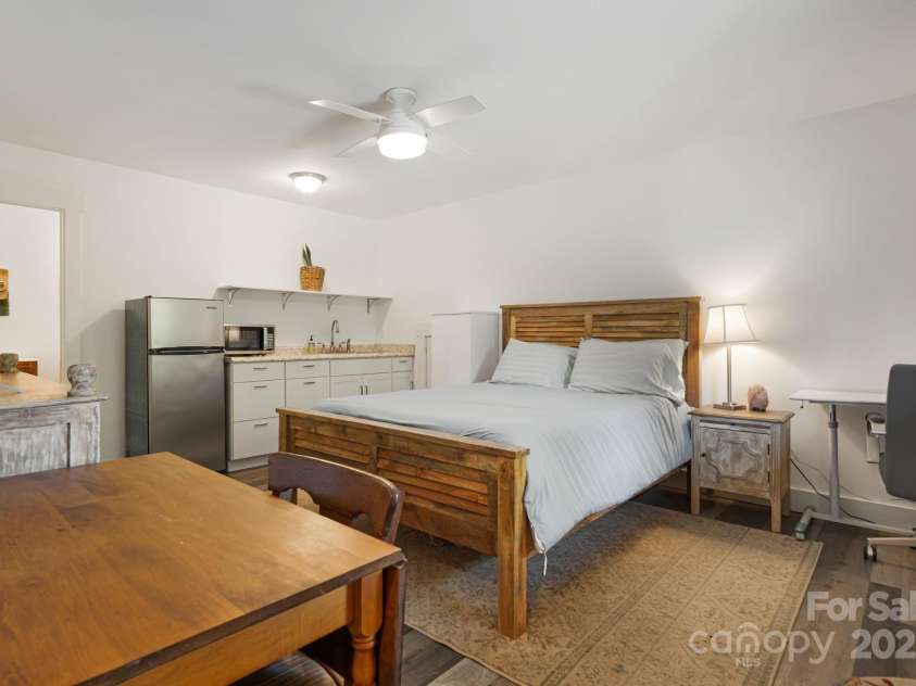 14 3rd Street, Asheville, NC 28803.  MLS# CAR4297140, YatesRealty ID 1397. Bonus / flex room in the basement