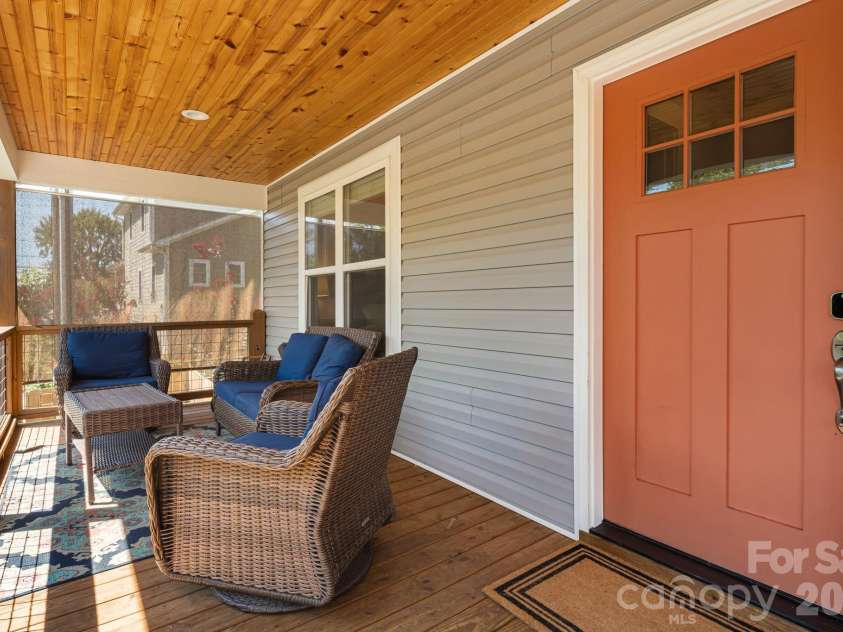 14 3rd Street, Asheville, NC 28803.  MLS# CAR4398696, YatesRealty ID 1397. 