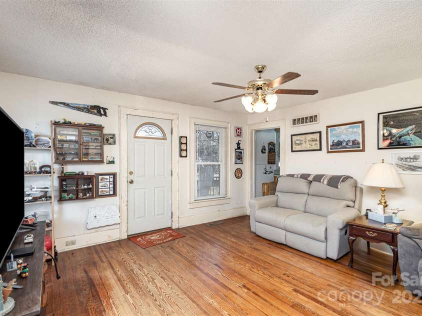 1979 Charlotte Highway, Mooresville, NC 28115.  MLS# CAR4218698, YatesRealty ID 1397. 